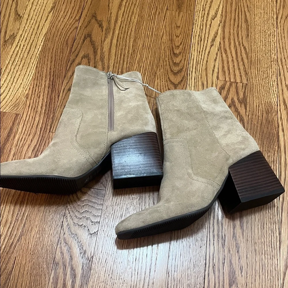 Blondo Waterproof Tan Suede Ankle Boots